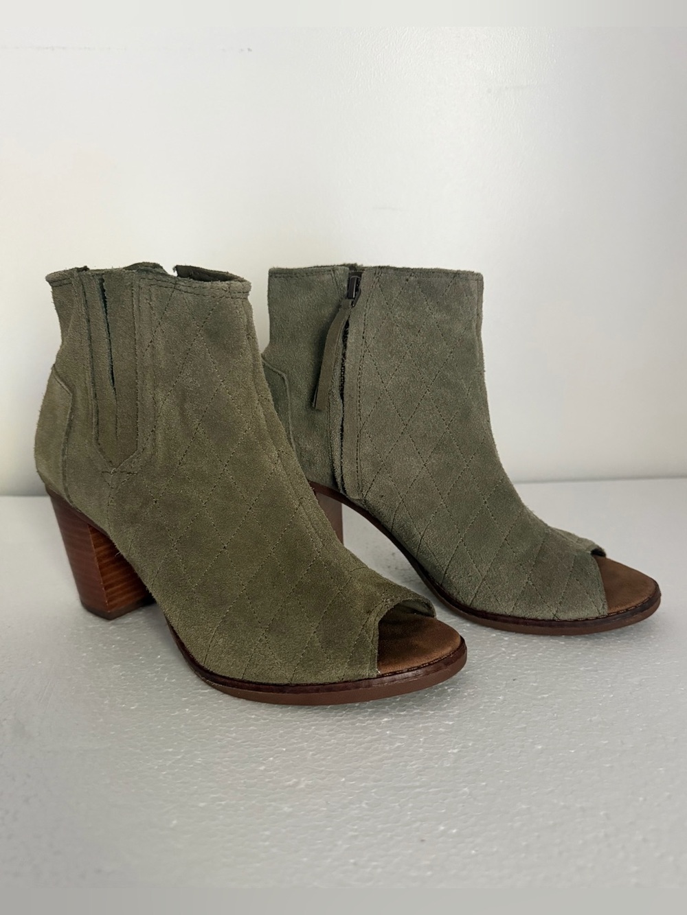 Toms Majorca Open-Toe Suede Bootie